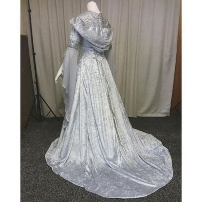 Women's Cosplay Costume Mediev - Wedding Dress 评论和价格